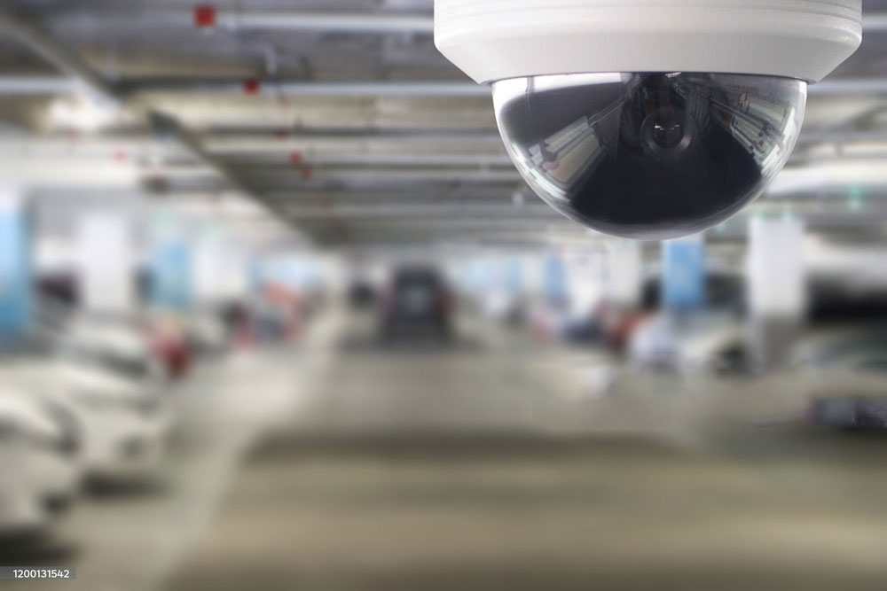 عکس دوربین مداربسته در پارکینگ