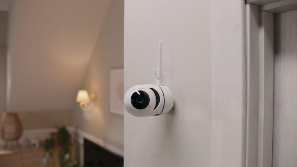 عکس دوربین مدار بسته در اتاق